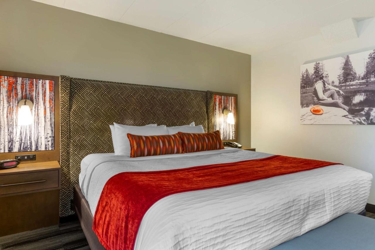 Hotel Western Lodge&suites 3*